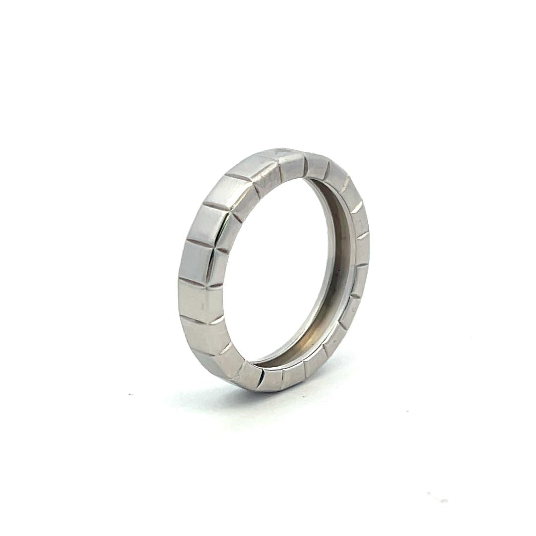 Vintage 7.70 Grams Size 8 4.40 MM Chopard Platinum Band Ring