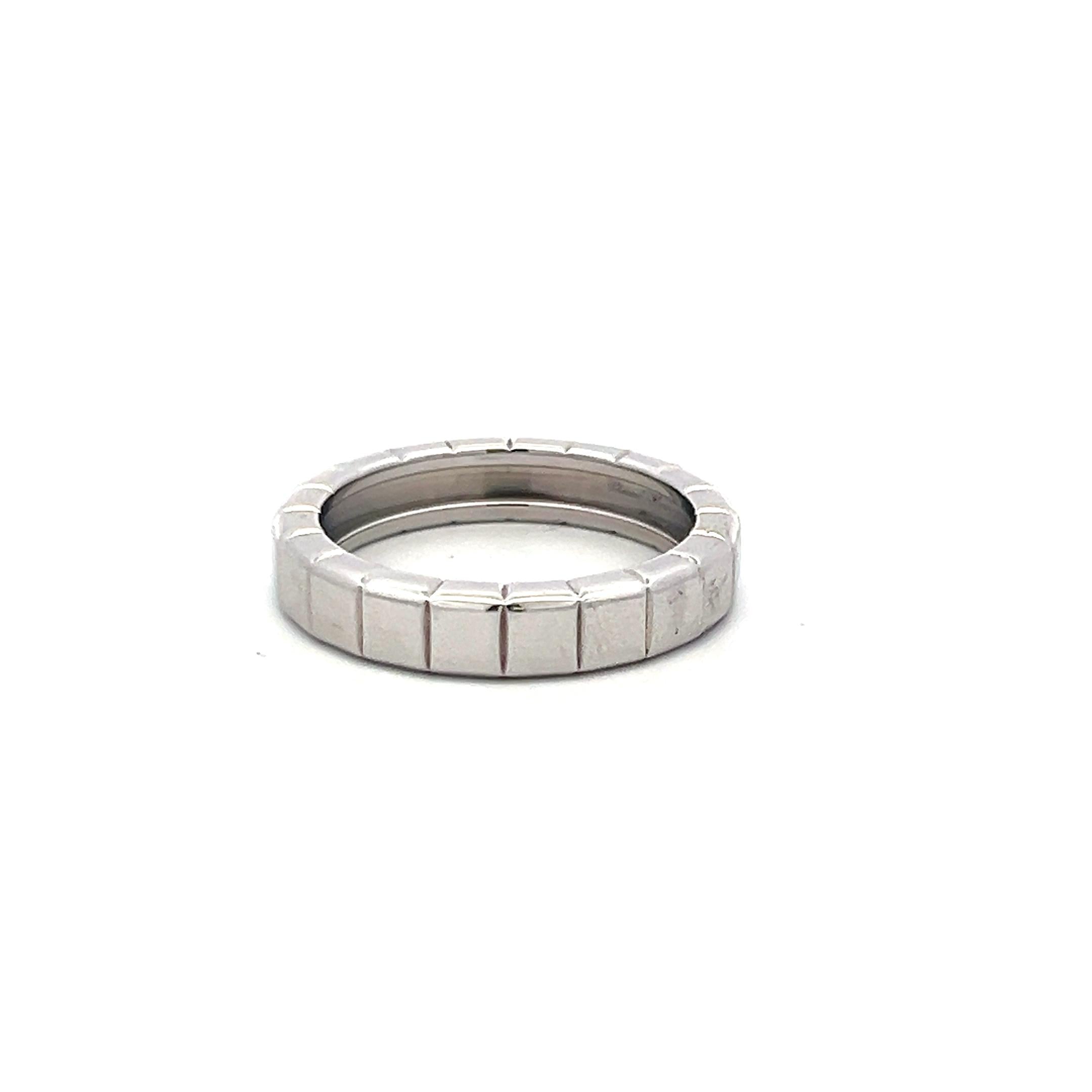 Vintage 7.70 Grams Size 8 4.40 MM Chopard Platinum Band Ring
