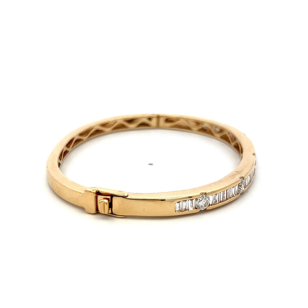2.80 Carat Tapered Baguette and Round Diamond 14K Yellow Gold Bangle Bracelet