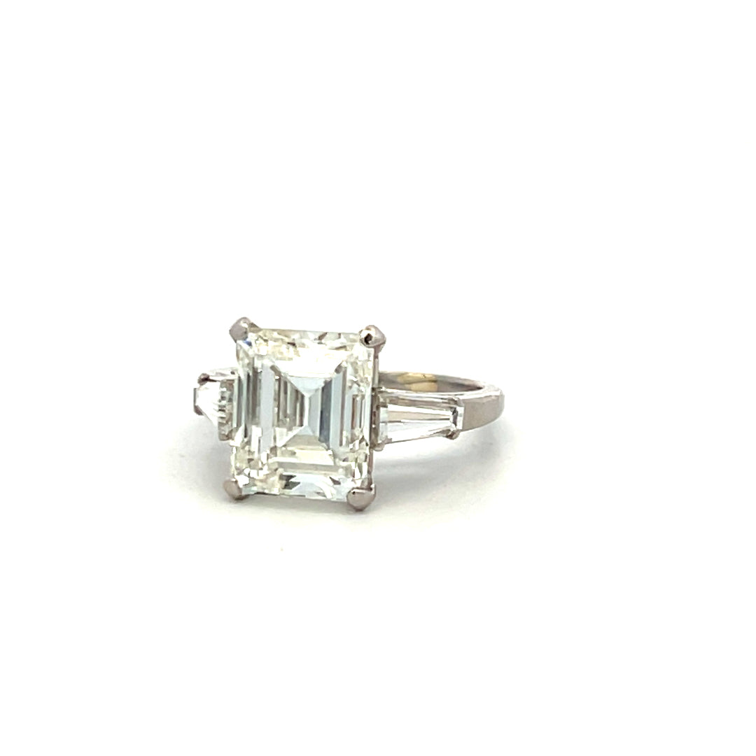 5.49 Carat Emerald Cut Natural Mined Diamond I Color VS1 Clarity With GIA Certificate
