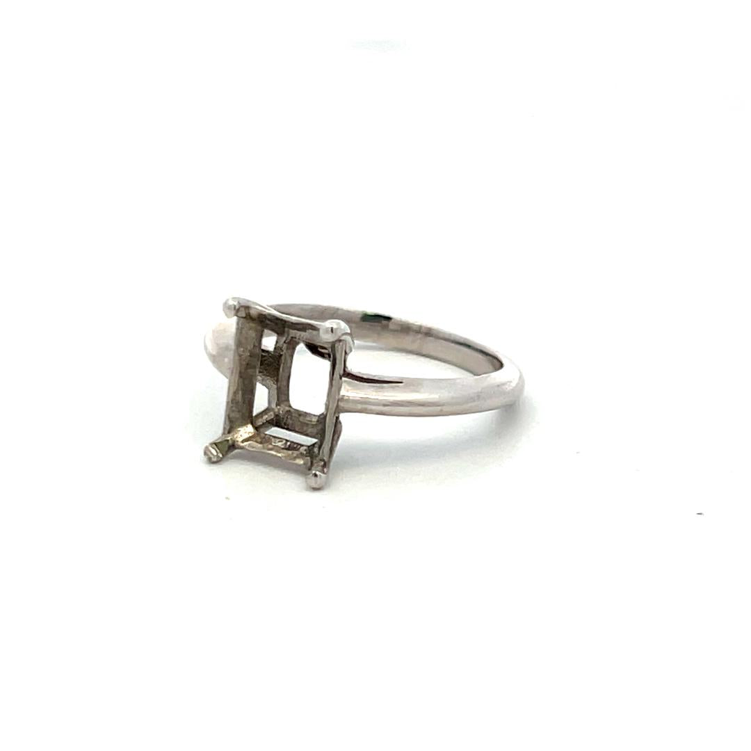 Vintage 4.90 Grams Size 6 Platinum Semi Mount Ring Holds 3 carat stone