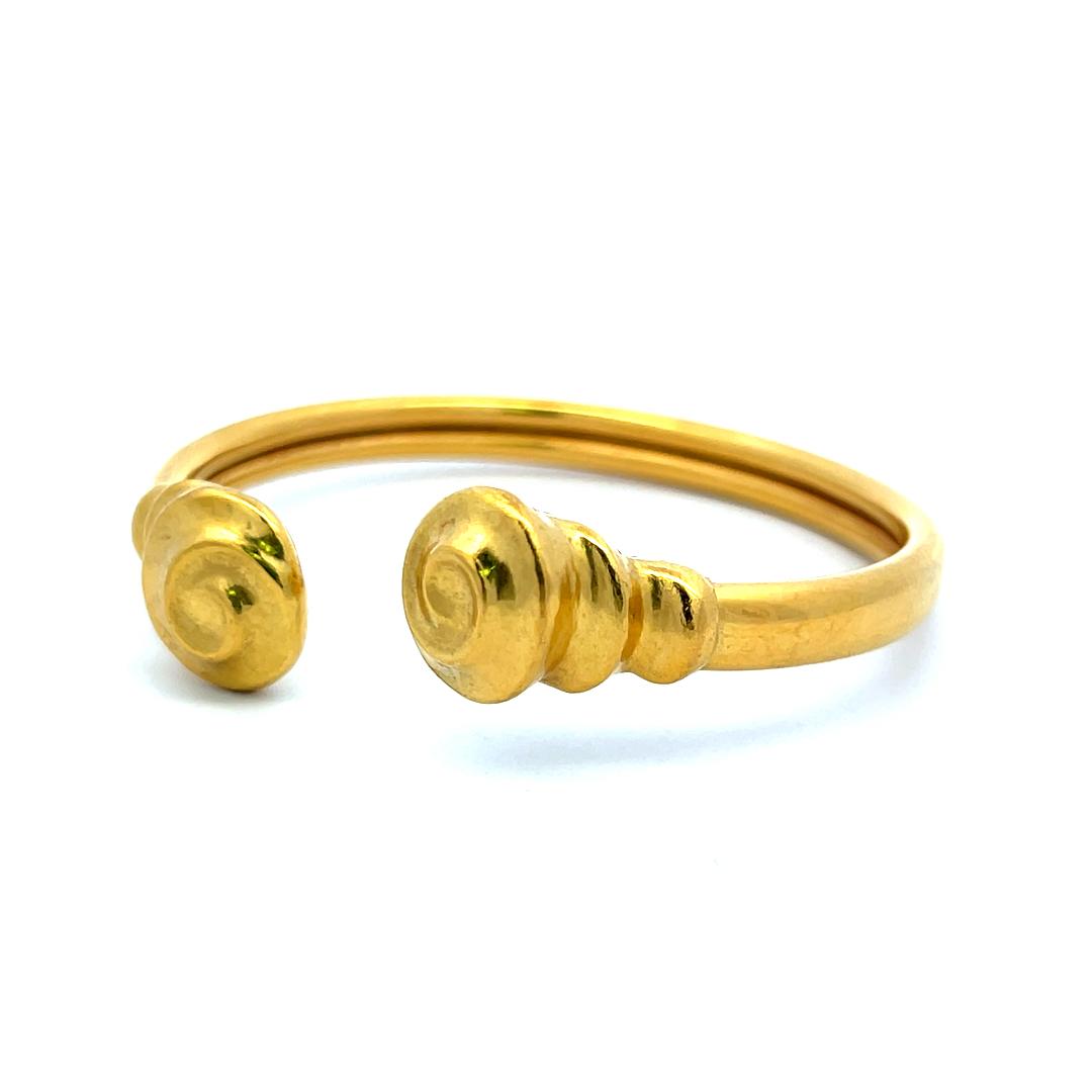 Lalaoonis Vintage 24.70 Grams 18 Karat Yellow Gold Cuff Bracelet