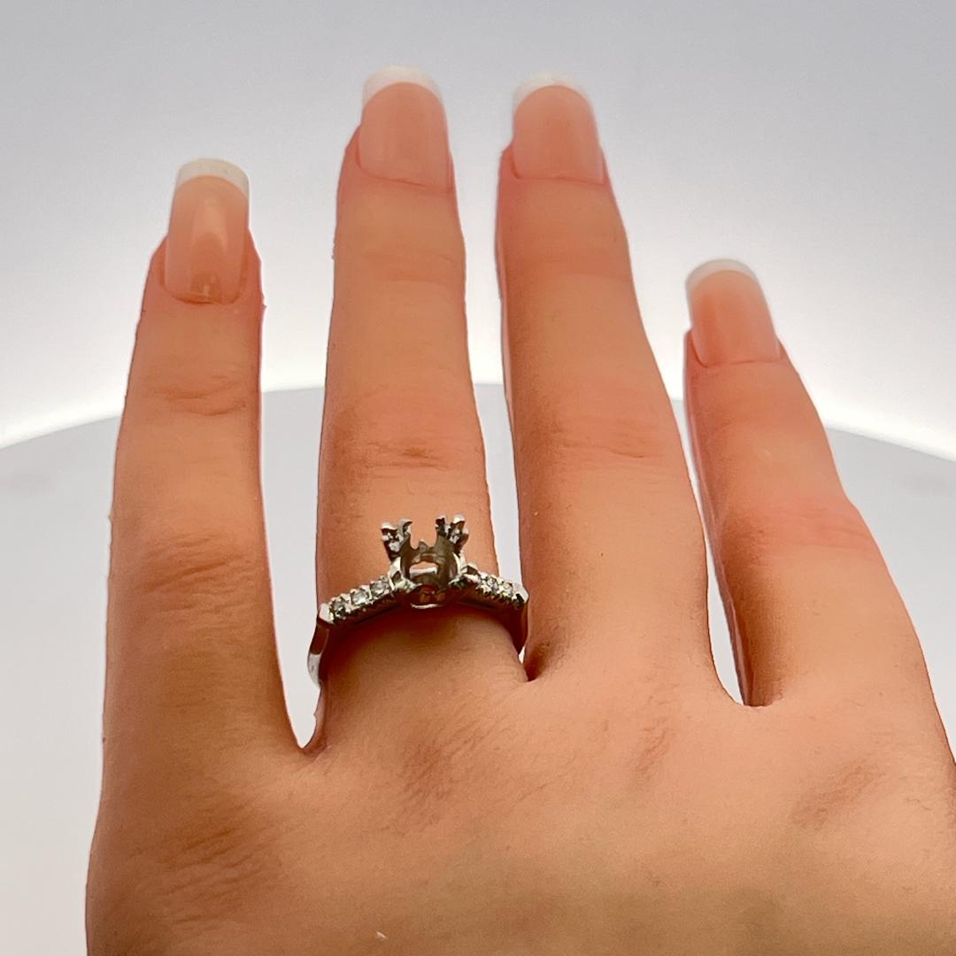 0.20 Carat Round Brilliant G VS Diamond Platinum Semi Mount Ring