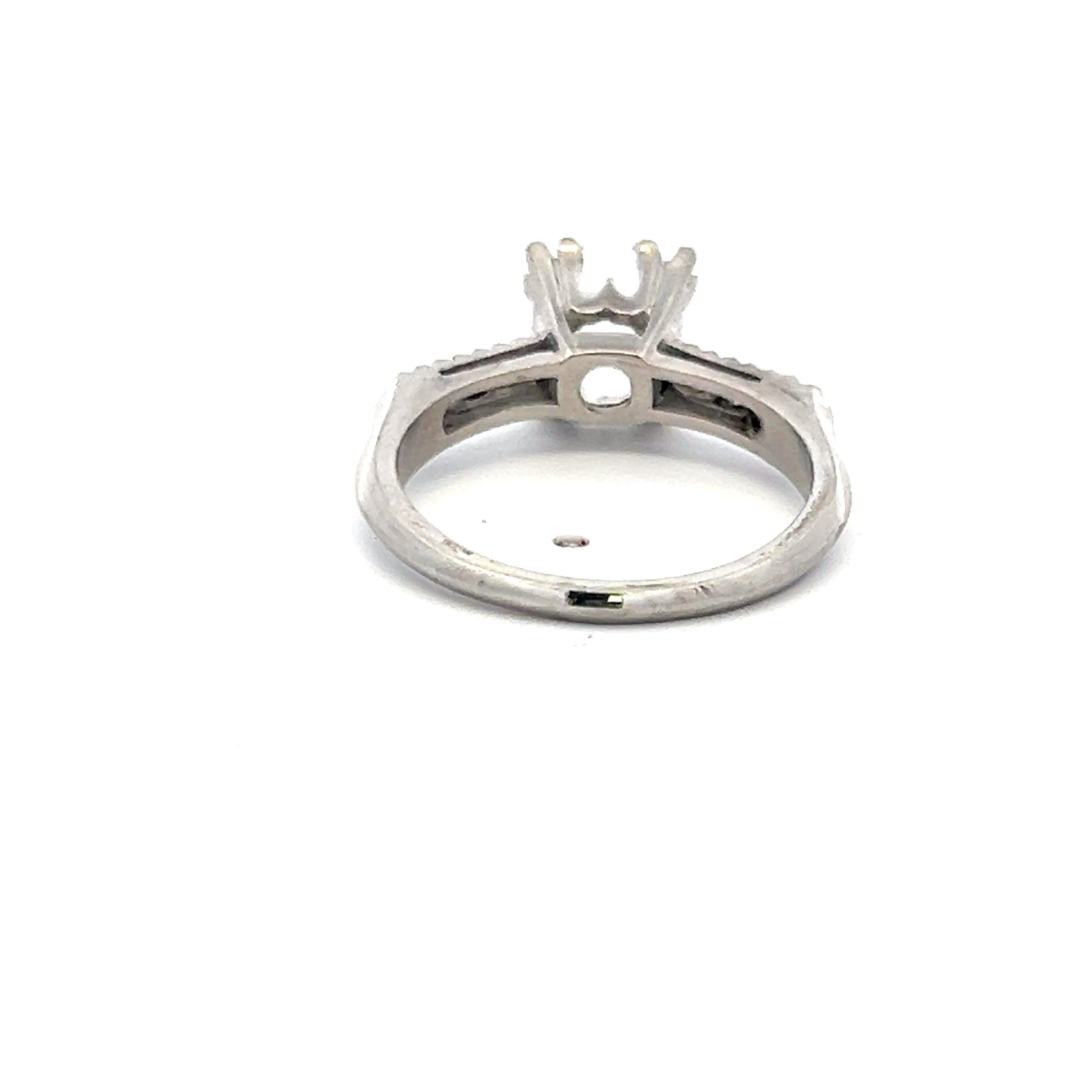 0.20 Carat Round Brilliant G VS Diamond Platinum Semi Mount Ring