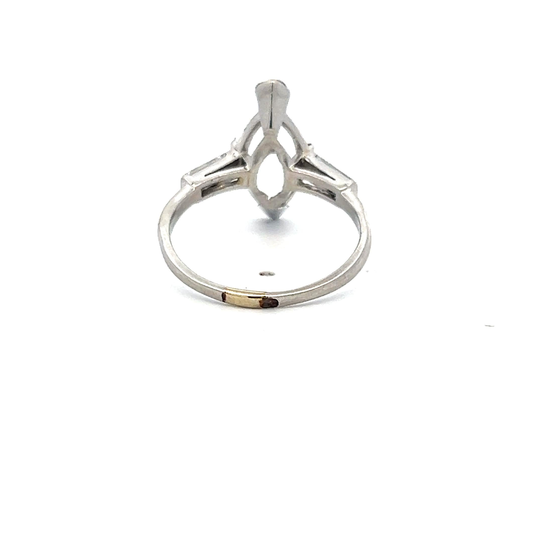 0.30 Carat Baguette Shape G VS Diamond Platinum Semi Mount Ring