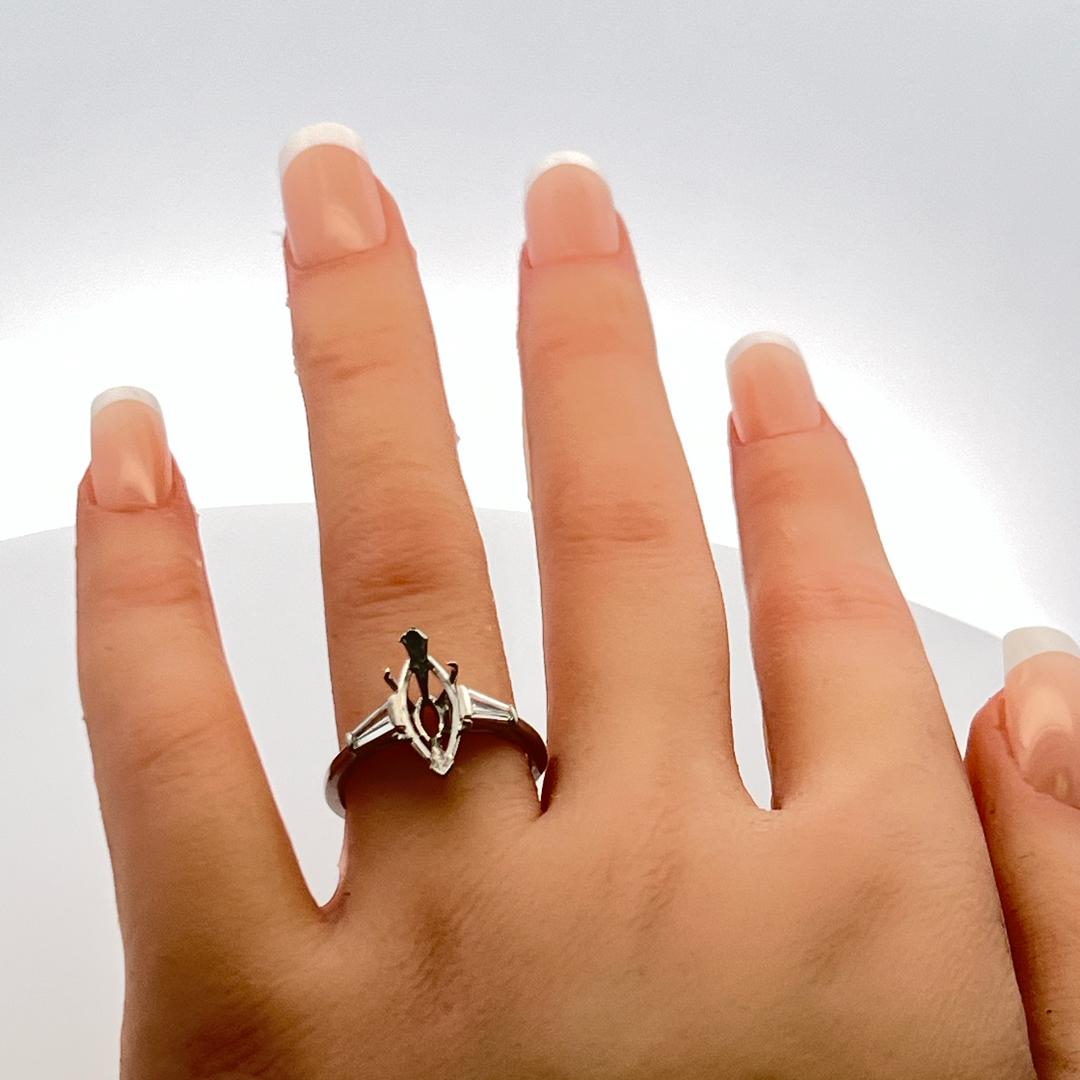 0.20 Carat Tapered Baguette Shape H VS Diamond Platinum Semi Mount Ring