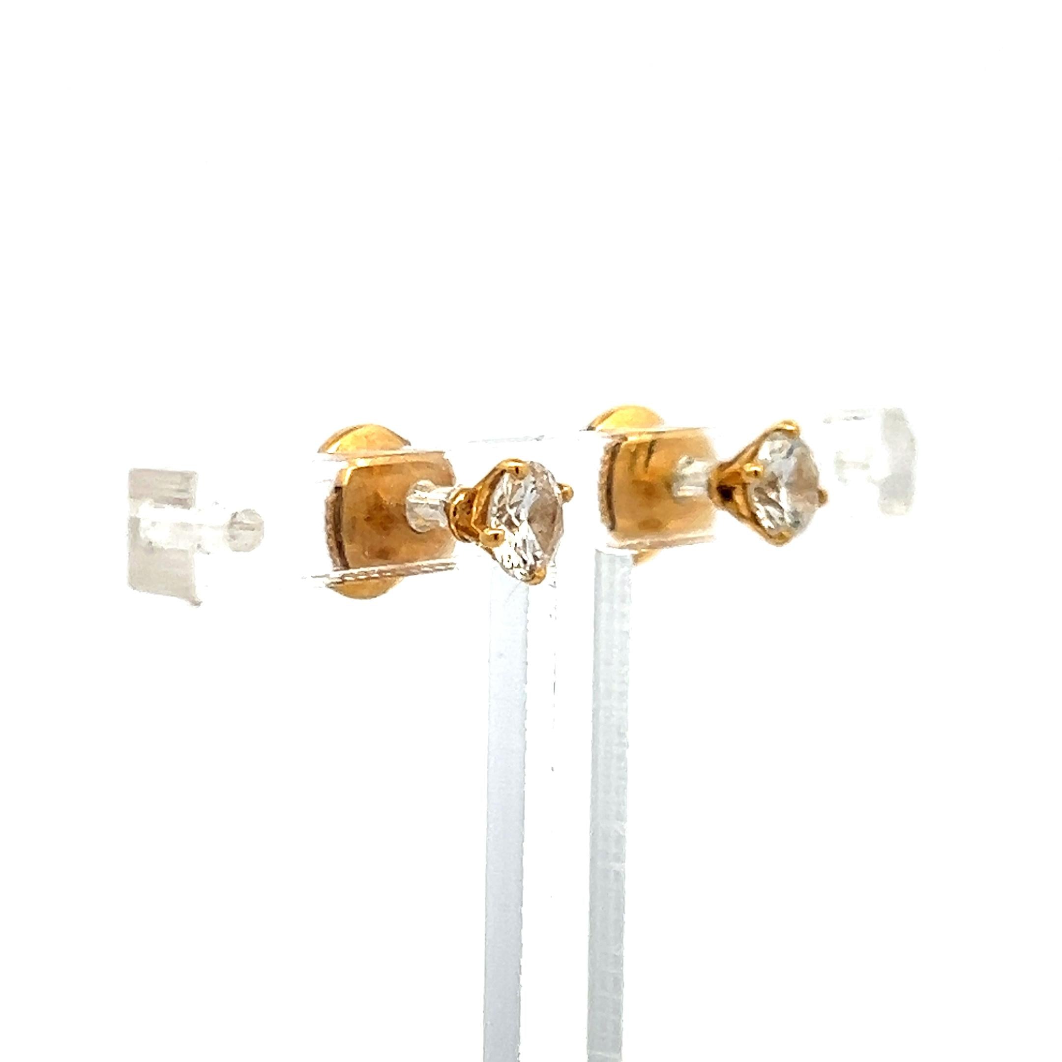 0.70 Carat Round Brilliant H VS Diamond 18 Karat Yellow Gold Stud Earrings