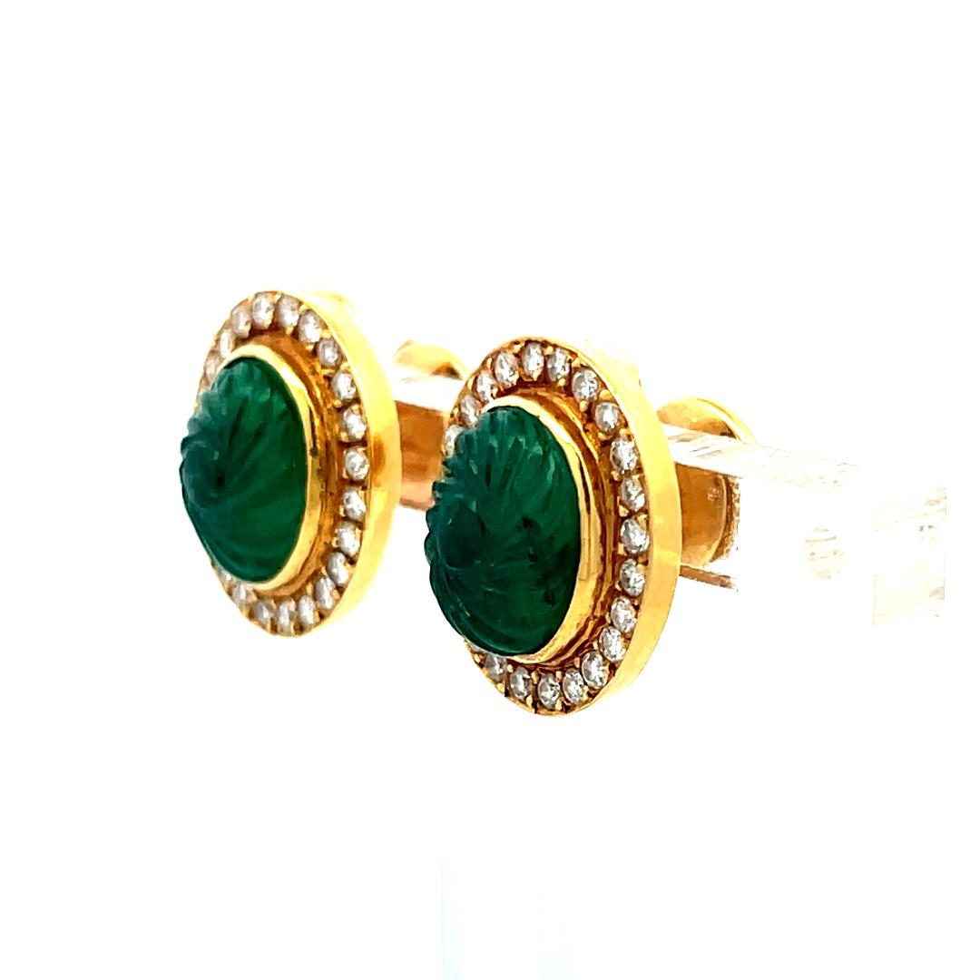 9.5-8.5MM Emerald 0.78 Carat Round Diamond 18 Karat Yellow Gold Stud Earrings