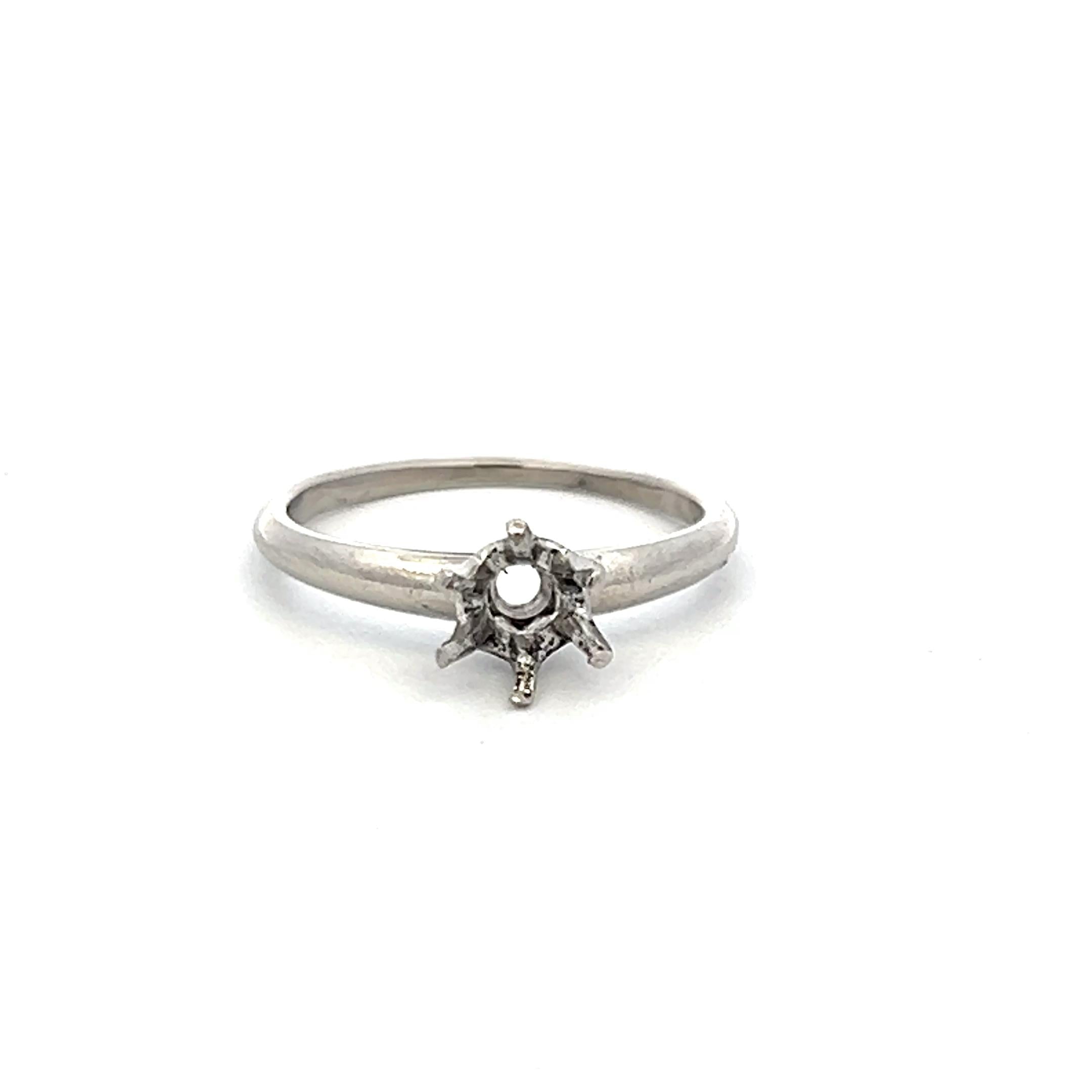 Tiffany & Co Vintage 2.30 Grams Platinum Engagement Ring Hold 0.56 Carat Stone