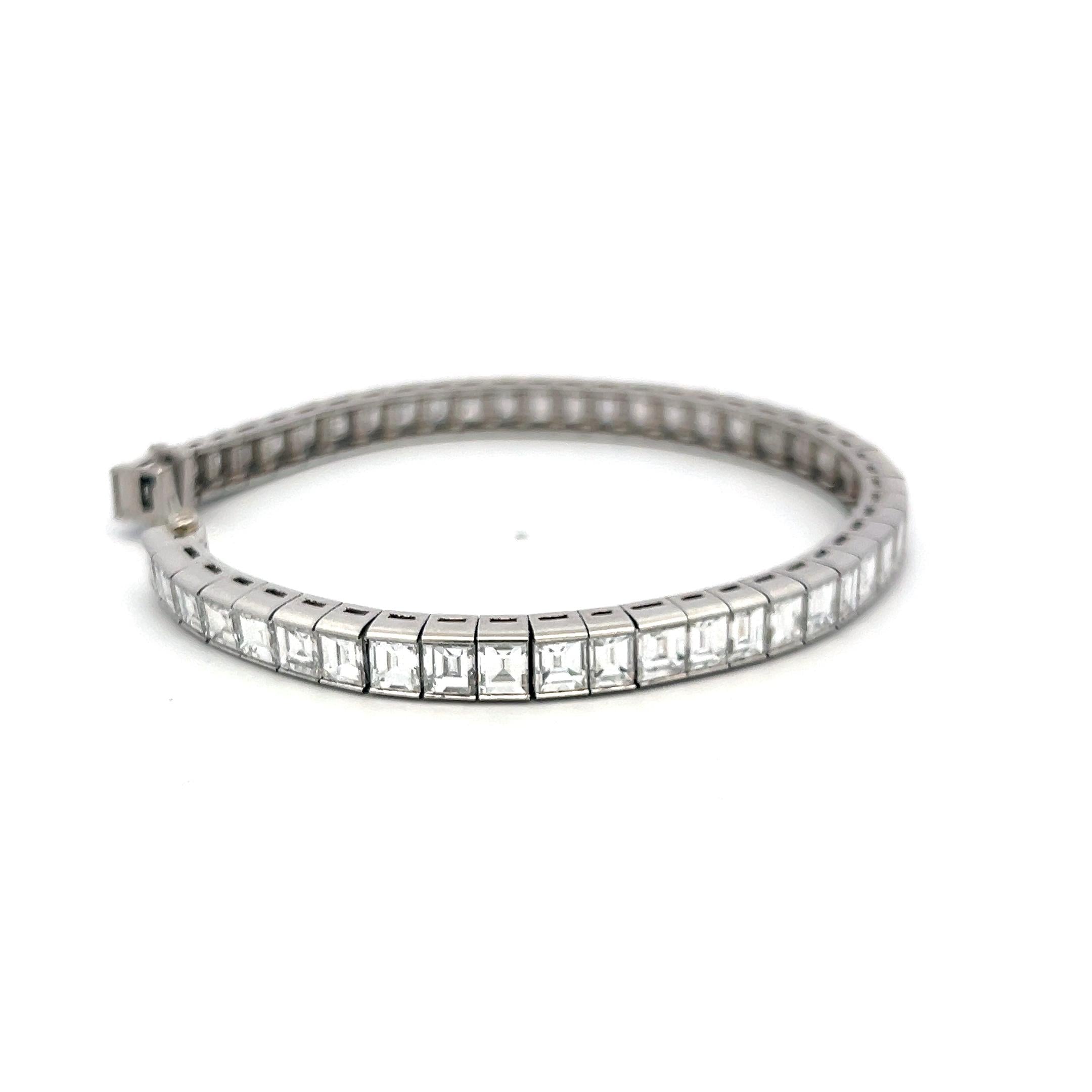 Tiffany & Co Platinum Tennis Bracelet with 20 Carat Emerald Cut E-VS1 Diamond