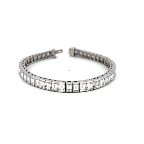 Tiffany & Co 20.00 Carat Emerald Cut E VS1 Diamond Platinum Tennis Bracelet