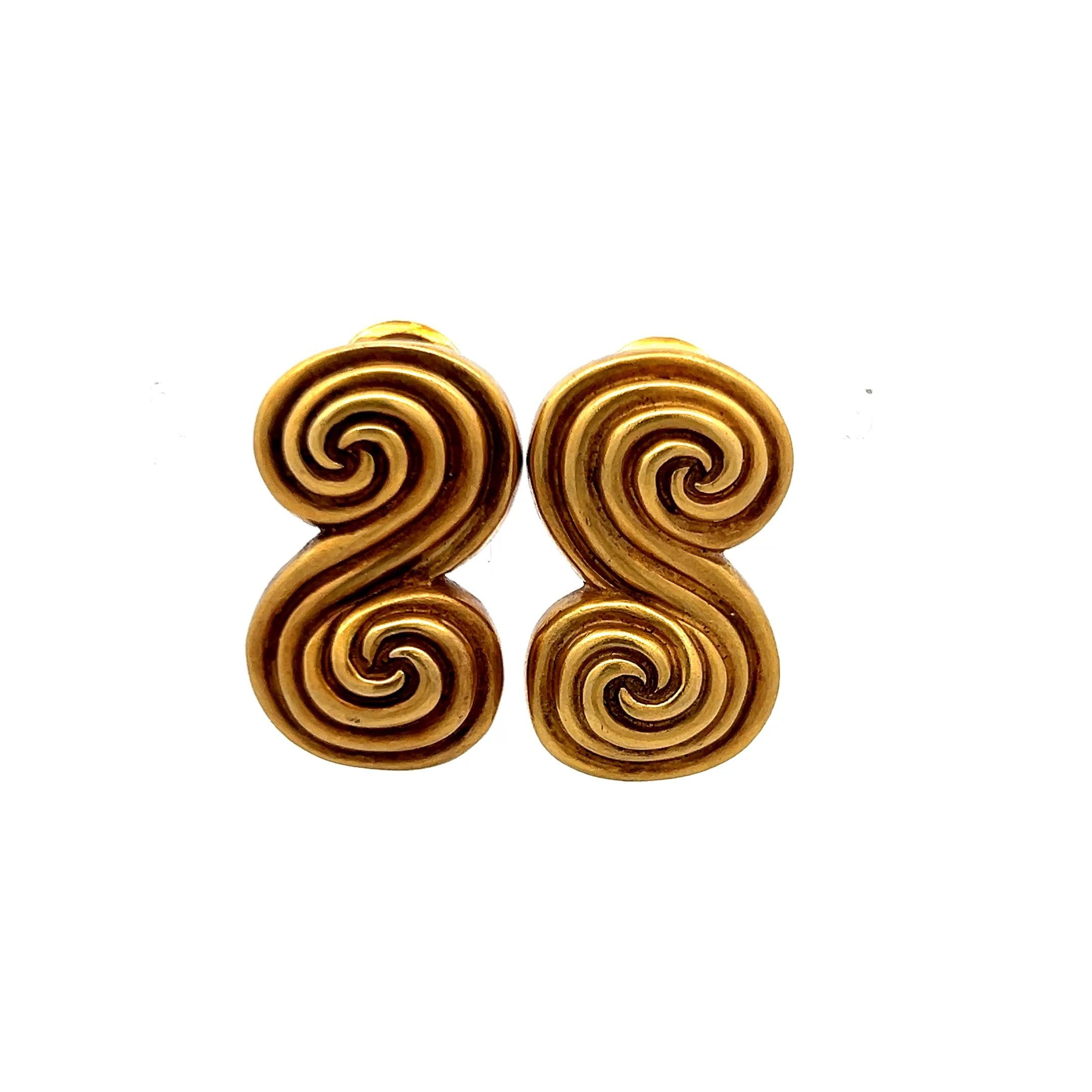 Tiffany & Co Vintage 20.10 Grams Spiro 18 Karat Yellow Gold Clip On Earrings