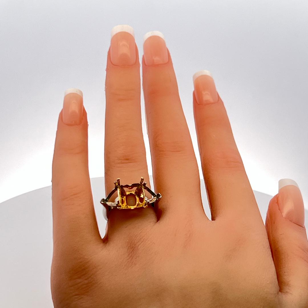 18 Karat Two Tone Gold/Platinum Semi Mount Ring Holds 8 carat center stone
