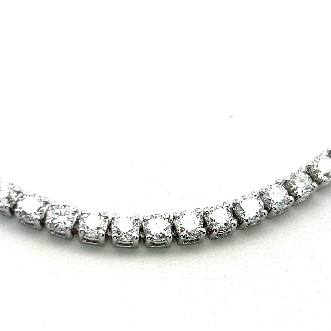 16.52 Carat Round Brilliant G VS Diamond 14 Karat White Gold Riviera Necklace