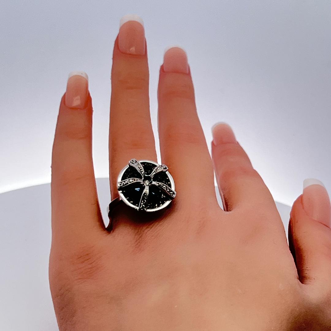 1.00 Carat Round Brilliant Diamond 1.00 Carat Aqua 14K White Gold Cocktail Ring