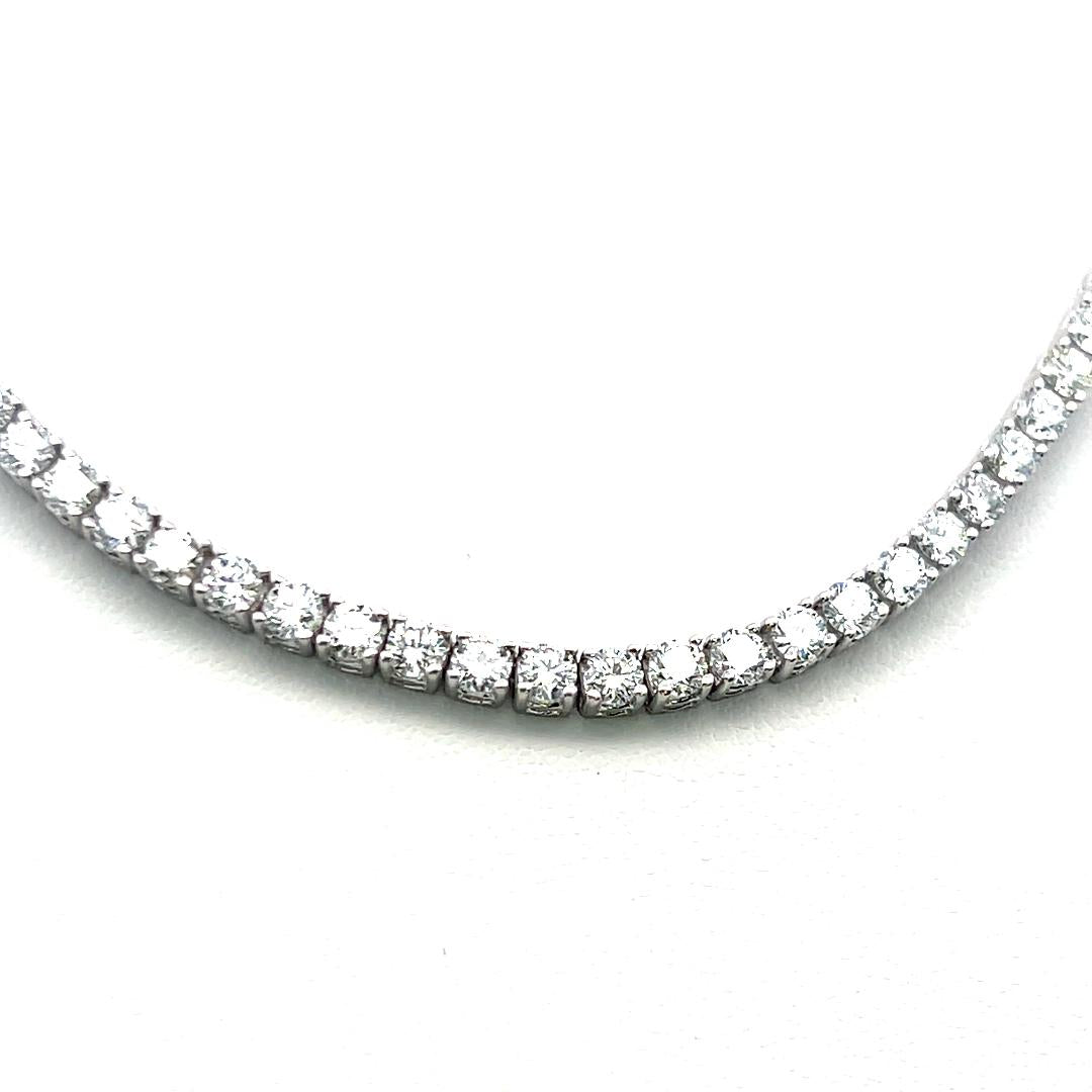 15.63 Carat Round Brilliant G VS Diamond 14 Karat White Gold Riviera Necklace