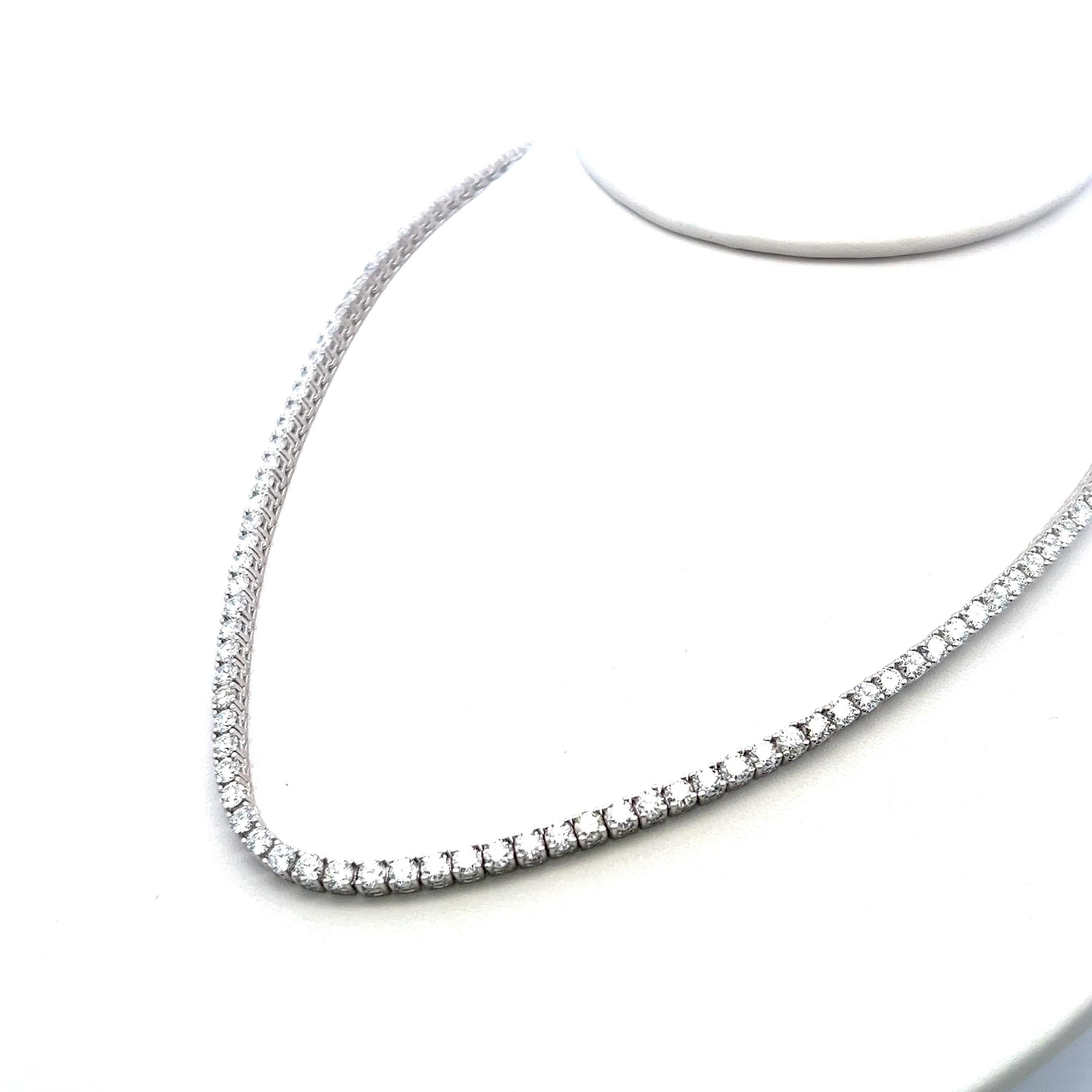 15.63 Carat Round Brilliant G VS Diamond 14 Karat White Gold Riviera Necklace