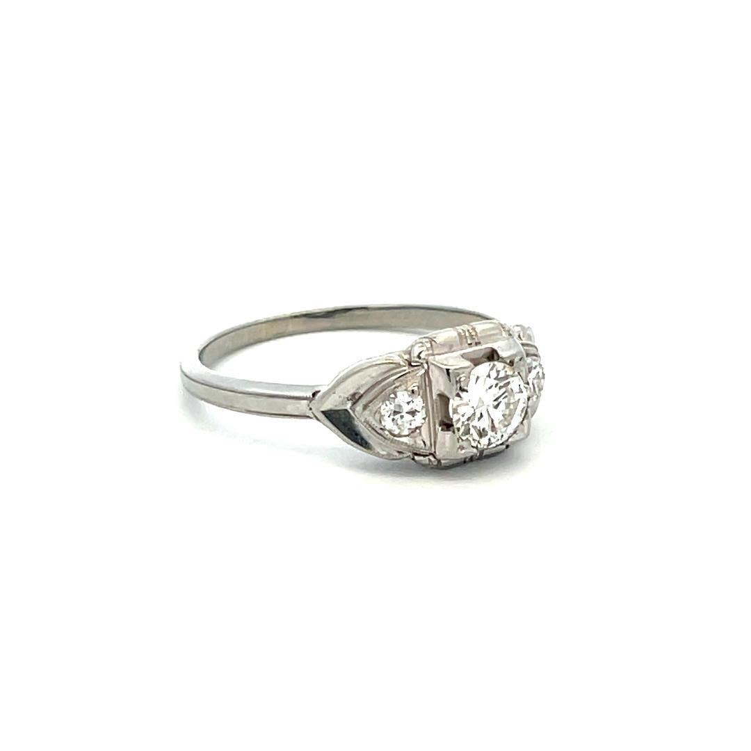 0.41 Carat Circular Brilliant Cut G VS Diamond 18 Karat White Gold Art Deco Ring