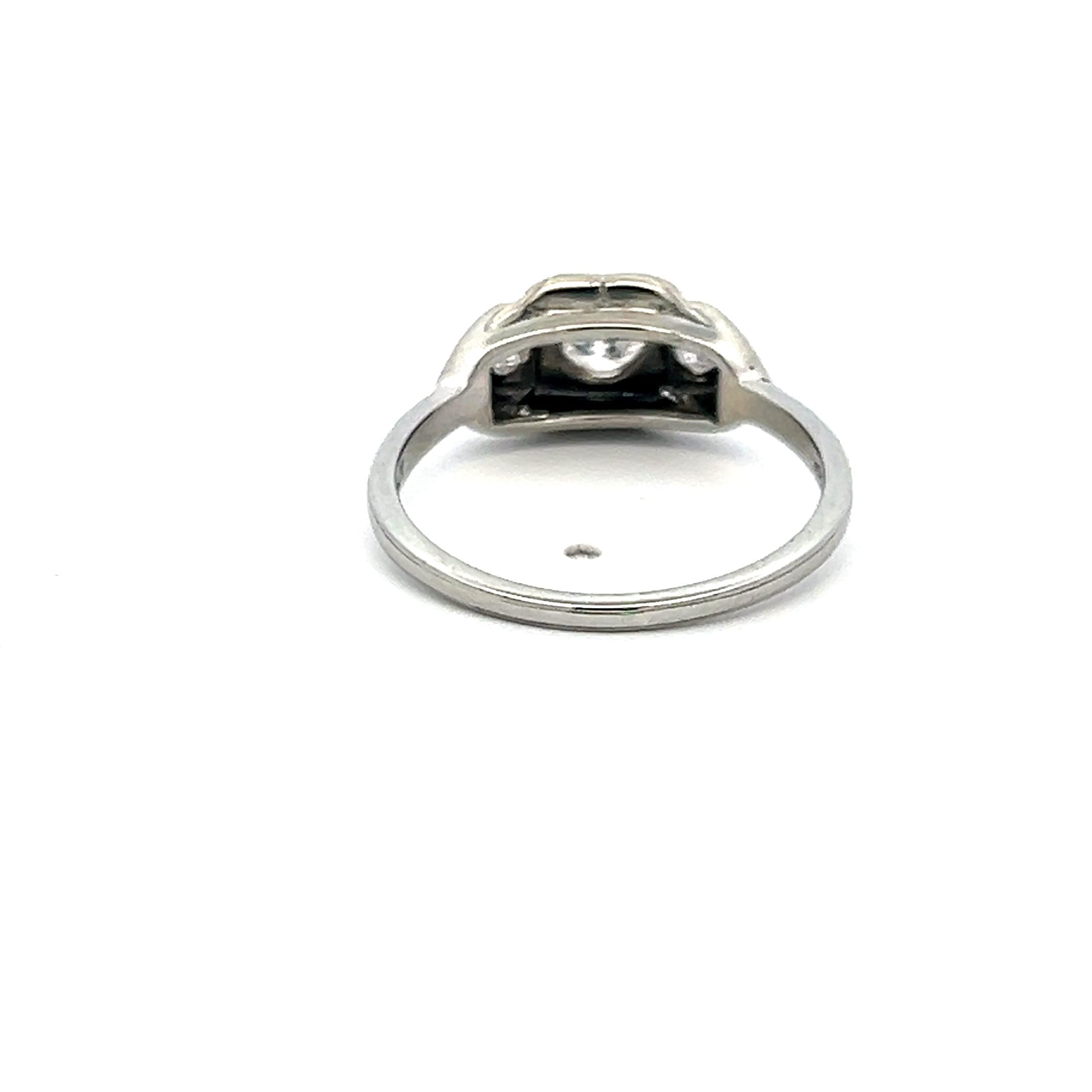 0.41 Carat Circular Brilliant Cut G VS Diamond 18 Karat White Gold Art Deco Ring