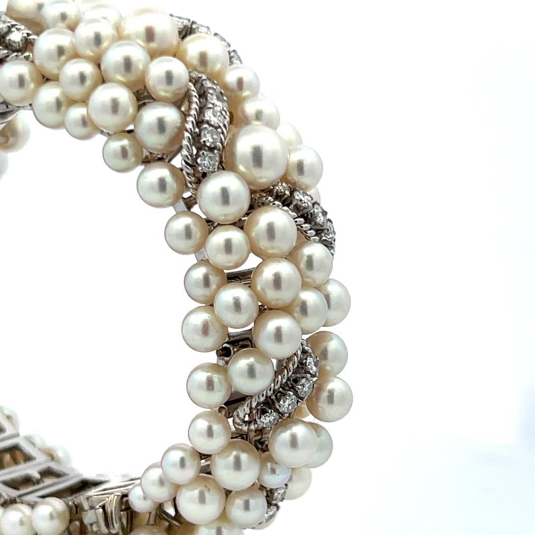 David Webb Platinum Link Bracelet with 5ct Round G VS1 Diamonds 4.1-6.1mm Pearls