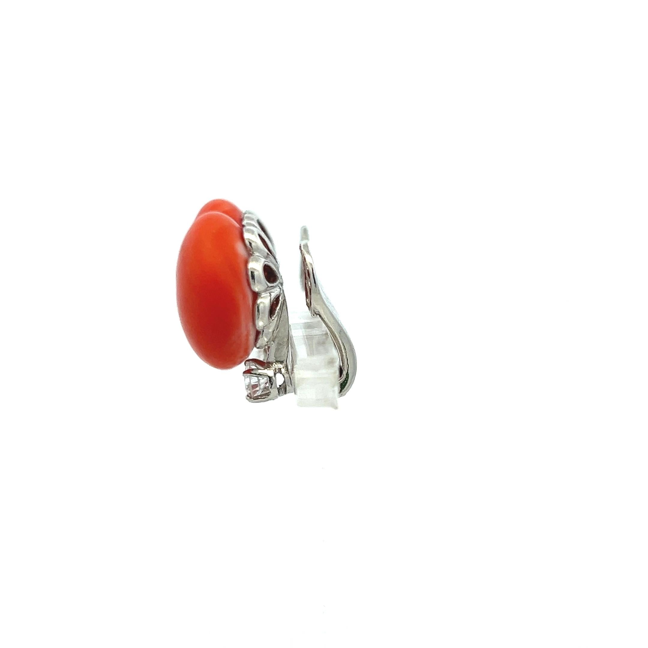Van Cleef & Arpels 0.50 Carat Round Diamond Coral Platinum Clip On Earrings