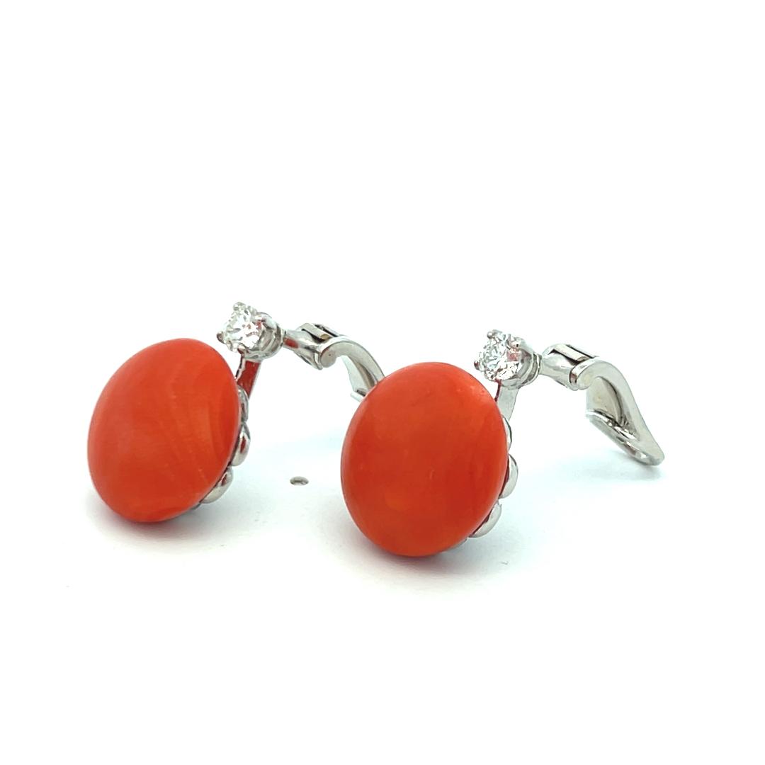Van Cleef & Arpels 0.50 Carat Round Diamond Coral Platinum Clip On Earrings