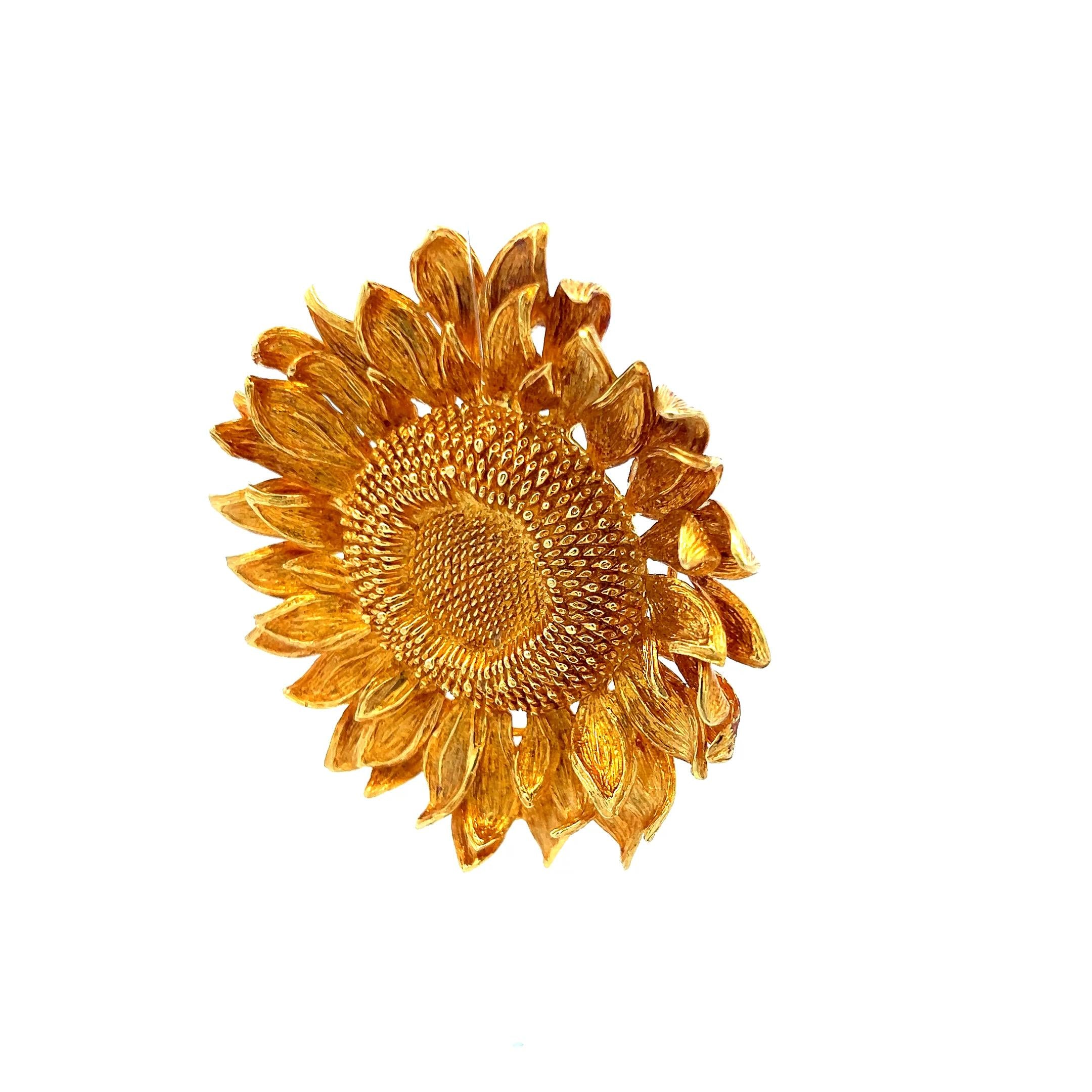 Asprey Vintage 66.20 Grams 18 Karat Yellow Gold Sunflower Pin Brooch