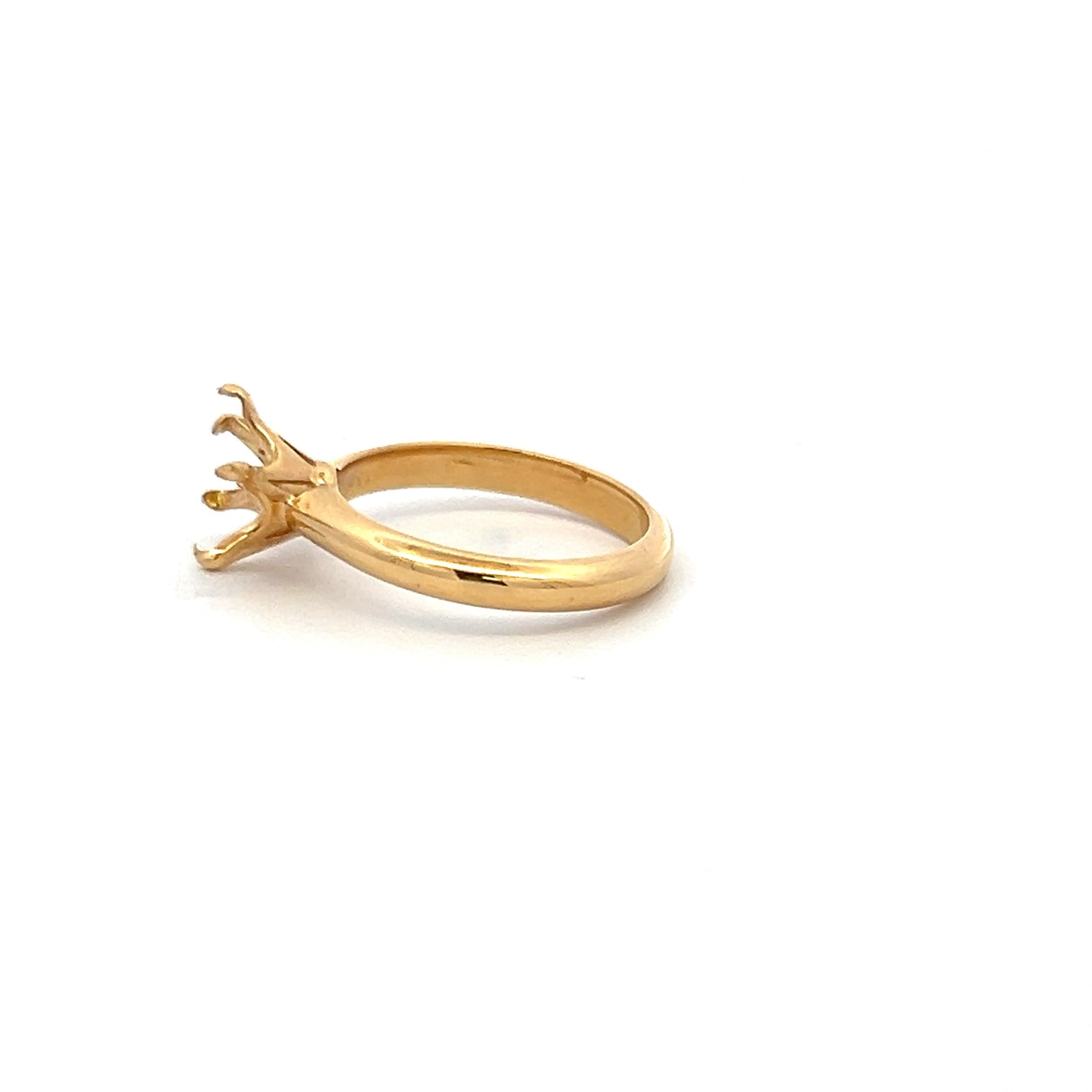 Vintage 3.60 Grams 18 Karat Yellow Gold Semi Mount Ring Hold 1.5 Carat