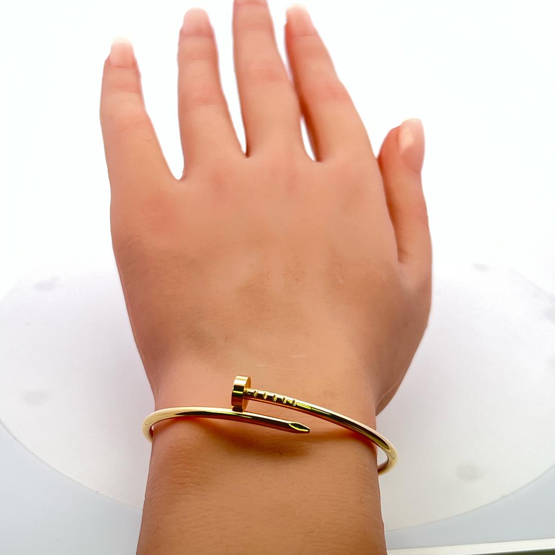 Cartier 18 Karat Yellow Gold Juste Un Clou Bracelet Size 16 2.5MM
