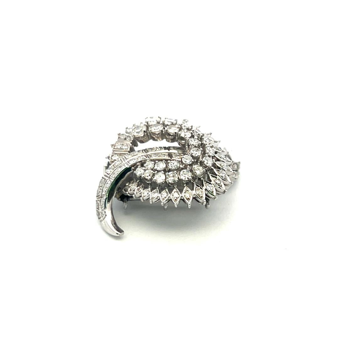 Vintage 18K White Gold Pin Brooch with 1.6 Carat Round H-VS Diamonds