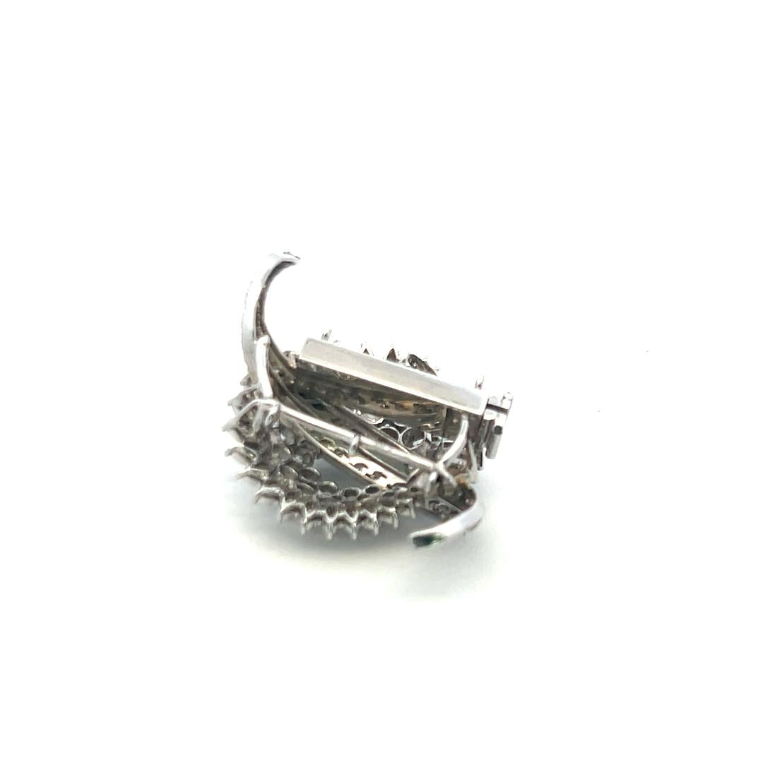Vintage 18K White Gold Pin Brooch with 1.6 Carat Round H-VS Diamonds