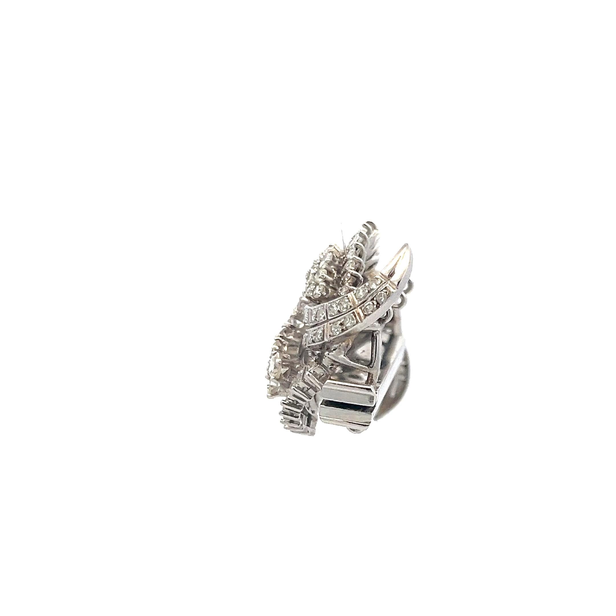 Vintage 18K White Gold Pin Brooch with 1.6 Carat Round H-VS Diamonds