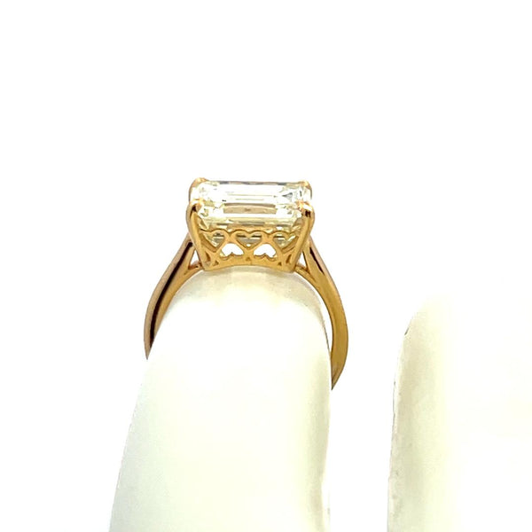 5.17 Carat Emerald Cut U VVS2 Diamond 18 Karat Yellow Gold Engagement Ring