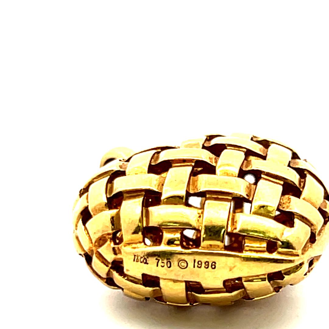 Tiffany & Co Vannerie Woven Heart  18 Karat Yellow Gold Pandent