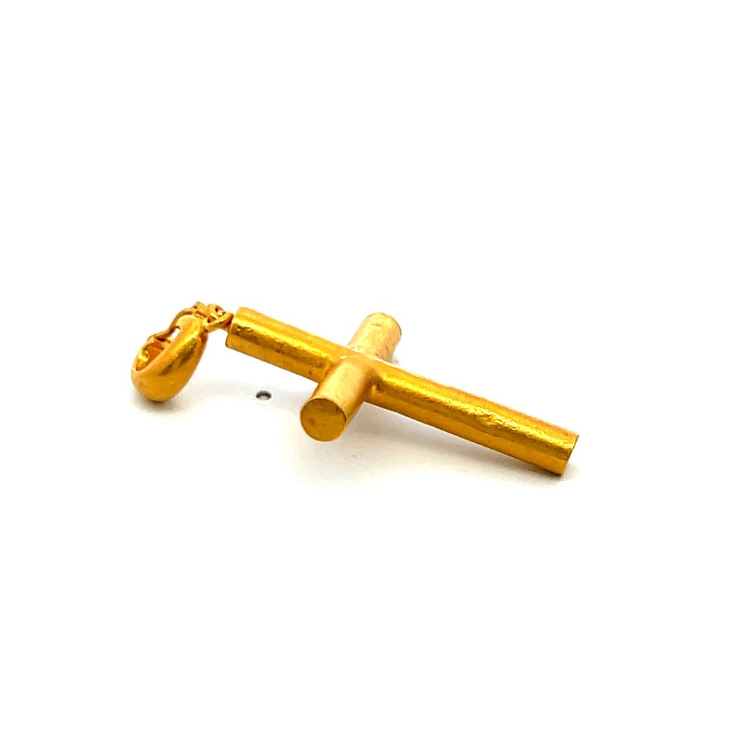 Yossi Vintage 8.60 Grams 24 Karat Yellow Gold Cross Pendant