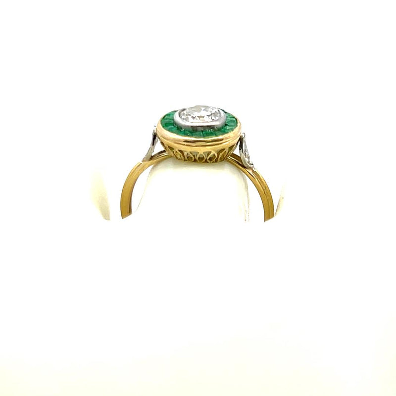 0.72 Carat Old European Cut Diamond 0.30 Carat Emerald 18K Yellow Gold Ring