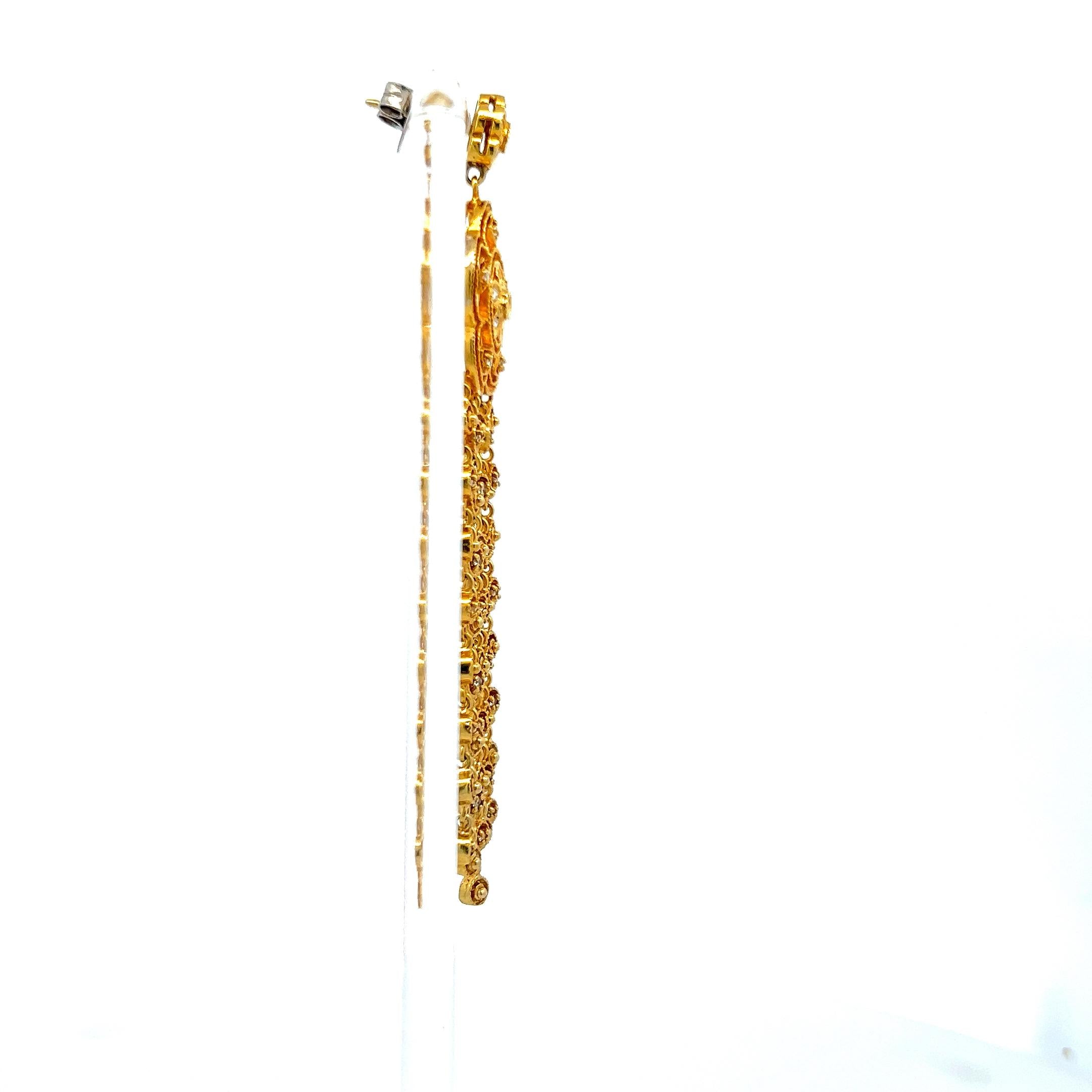 Vintage 18K Yellow Gold Dangling Earrings with 0.5 Carat Round Diamonds