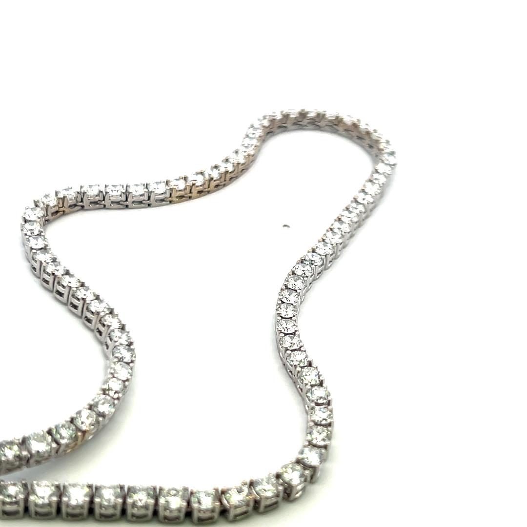 20.02 Carat Round Brilliant G VS Diamond 18 Karat White Gold Riviera Necklace