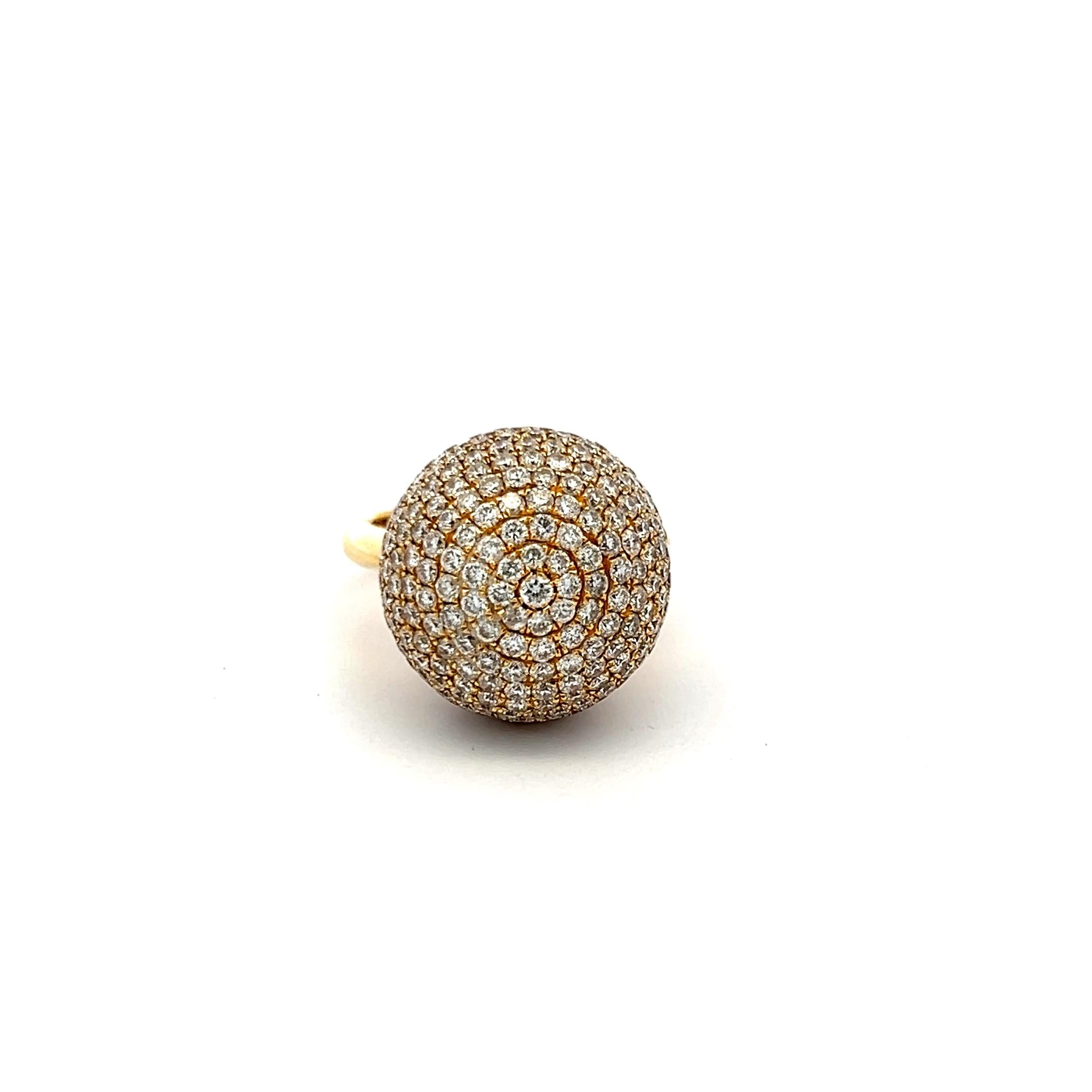 3.29 Carat Round Brilliant G VS Diamond 18 Karat Yellow Gold Cocktail Ring