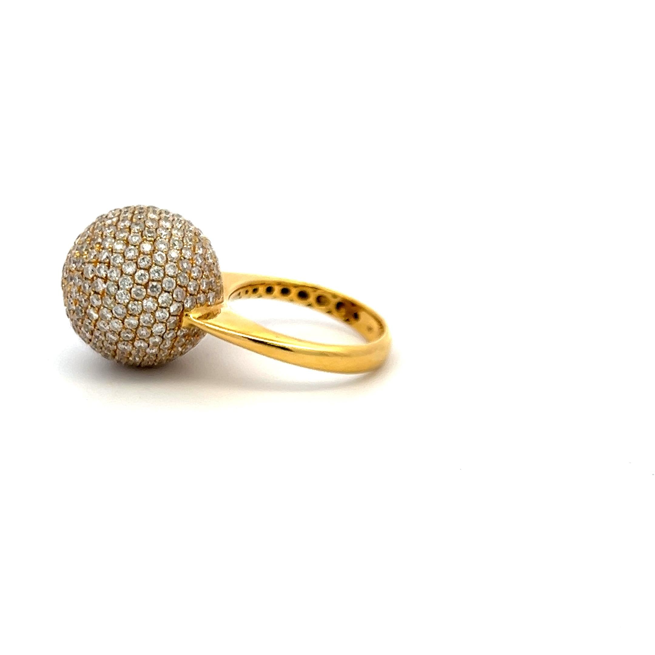 3.29 Carat Round Brilliant G VS Diamond 18 Karat Yellow Gold Cocktail Ring