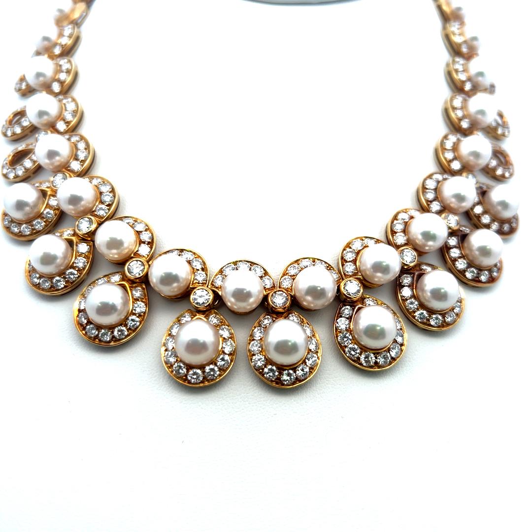 10.00 Carat Round Brilliant Diamond 7.8-8.5MM  Pearl 18K YG Statement Necklace