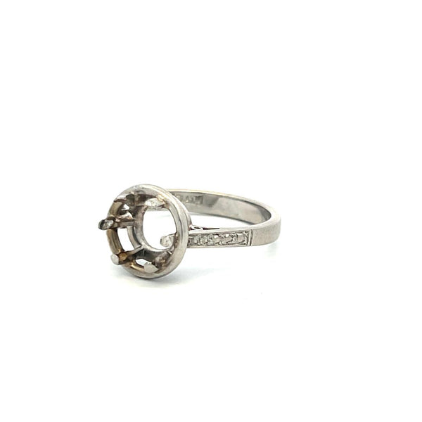 Vintage 5.50 Grams Size 6.5 Platinum Semi Mount Ring Holds 1.65 Carat Stone