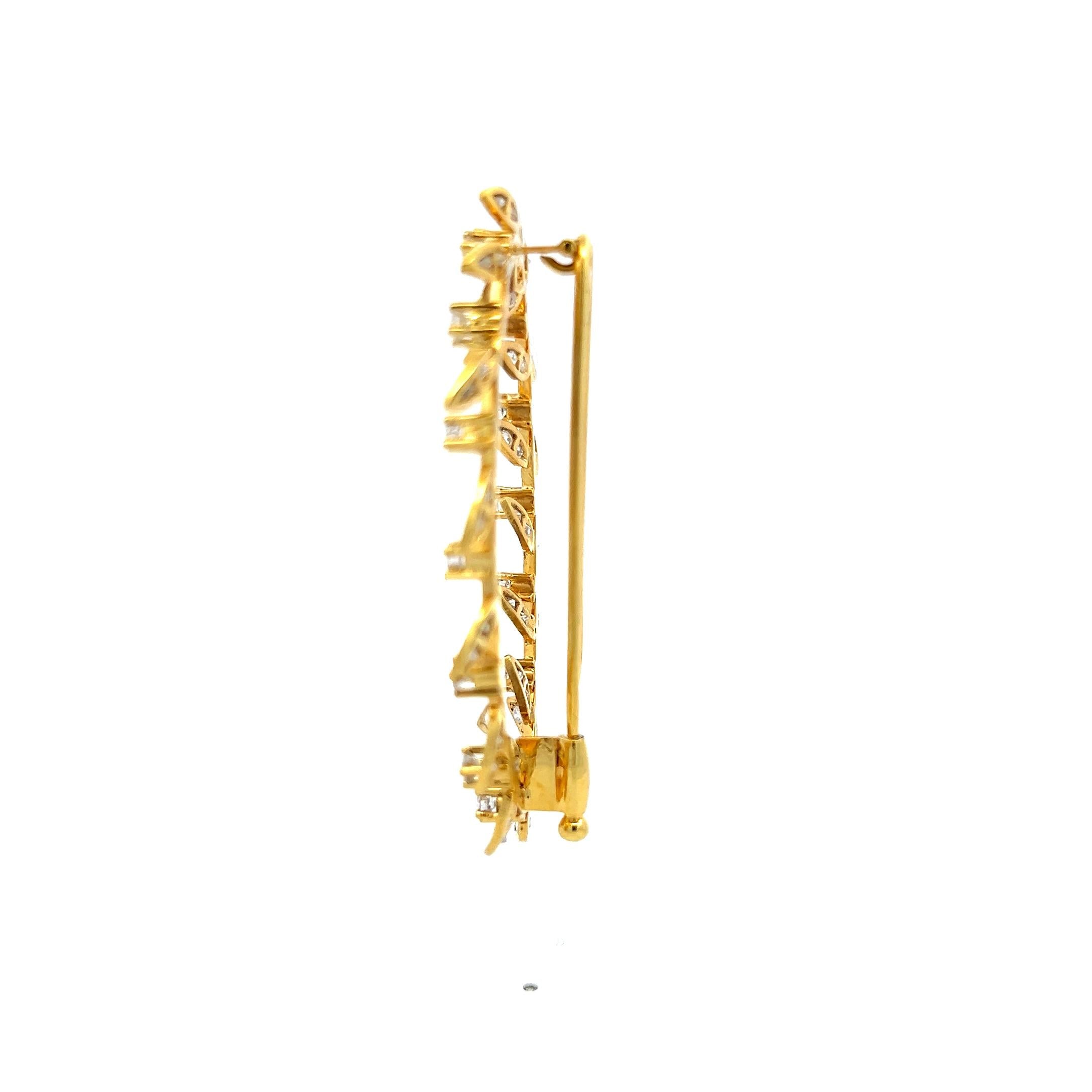 Vintage 18K Yellow Gold Pin Brooch with 2.52 Carat Round H-VS Diamonds
