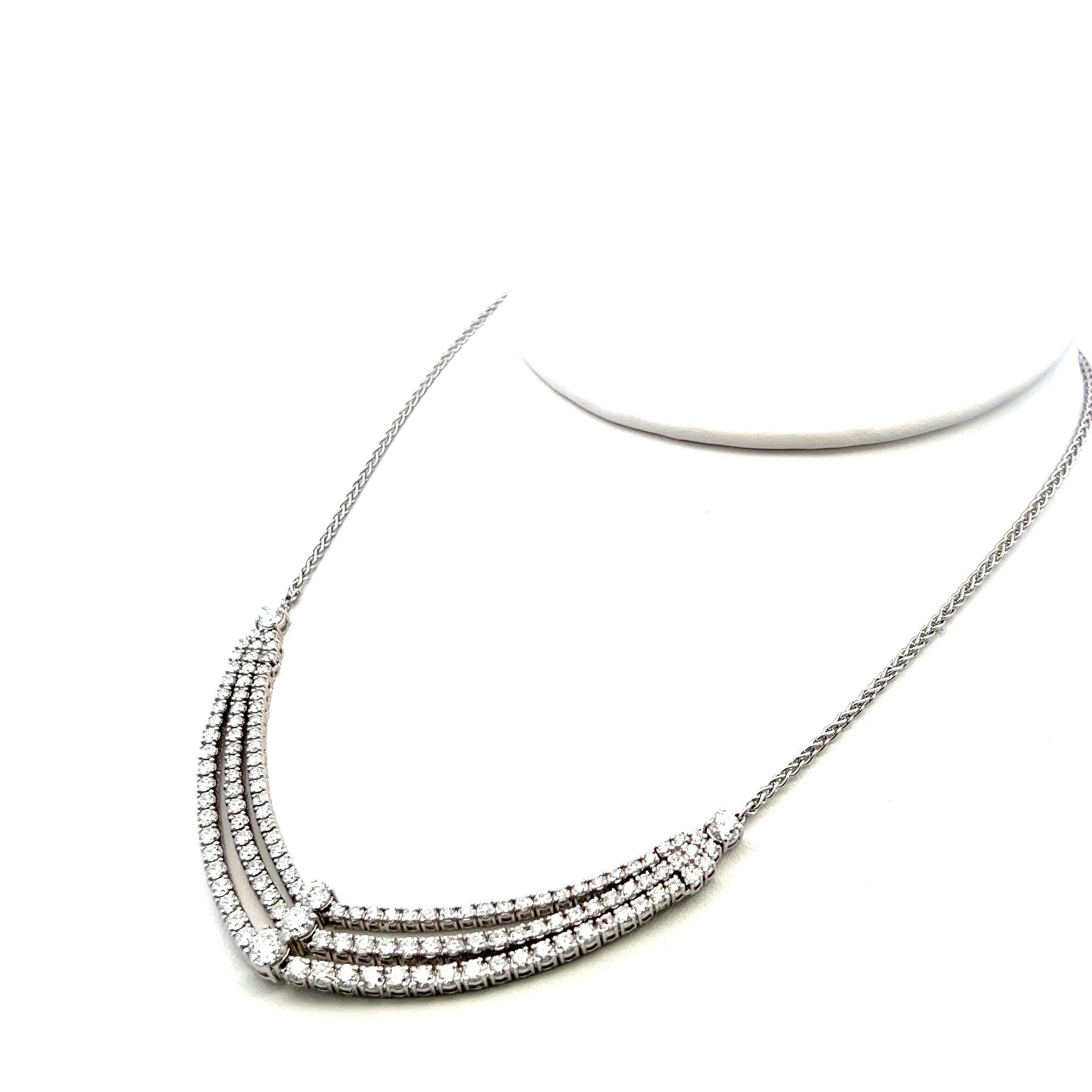 4.27 Carat Round Brilliant H VS Diamond 18 Karat White Gold Statement Necklace