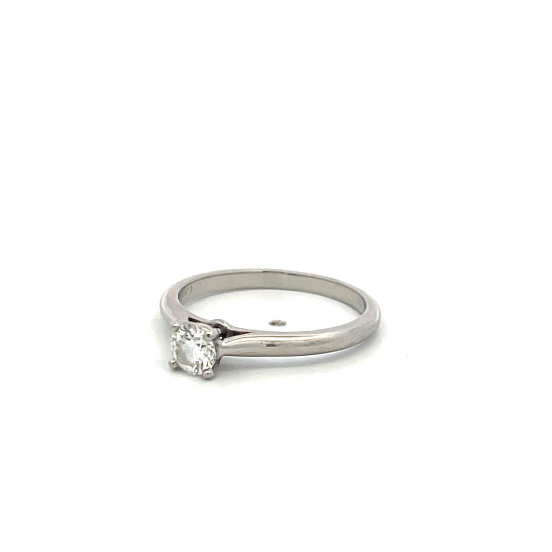 Cartier 0.30 Carat Round Brilliant D VVS1 Diamond Platinum Engagement Ring
