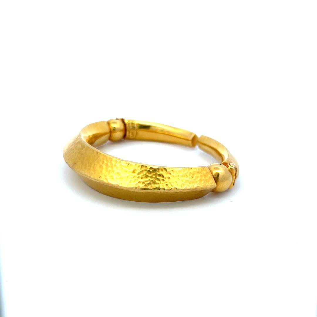 Lalaounis Vintage 18 Karat Yellow Gold Bangle Bracelet 40 Grams