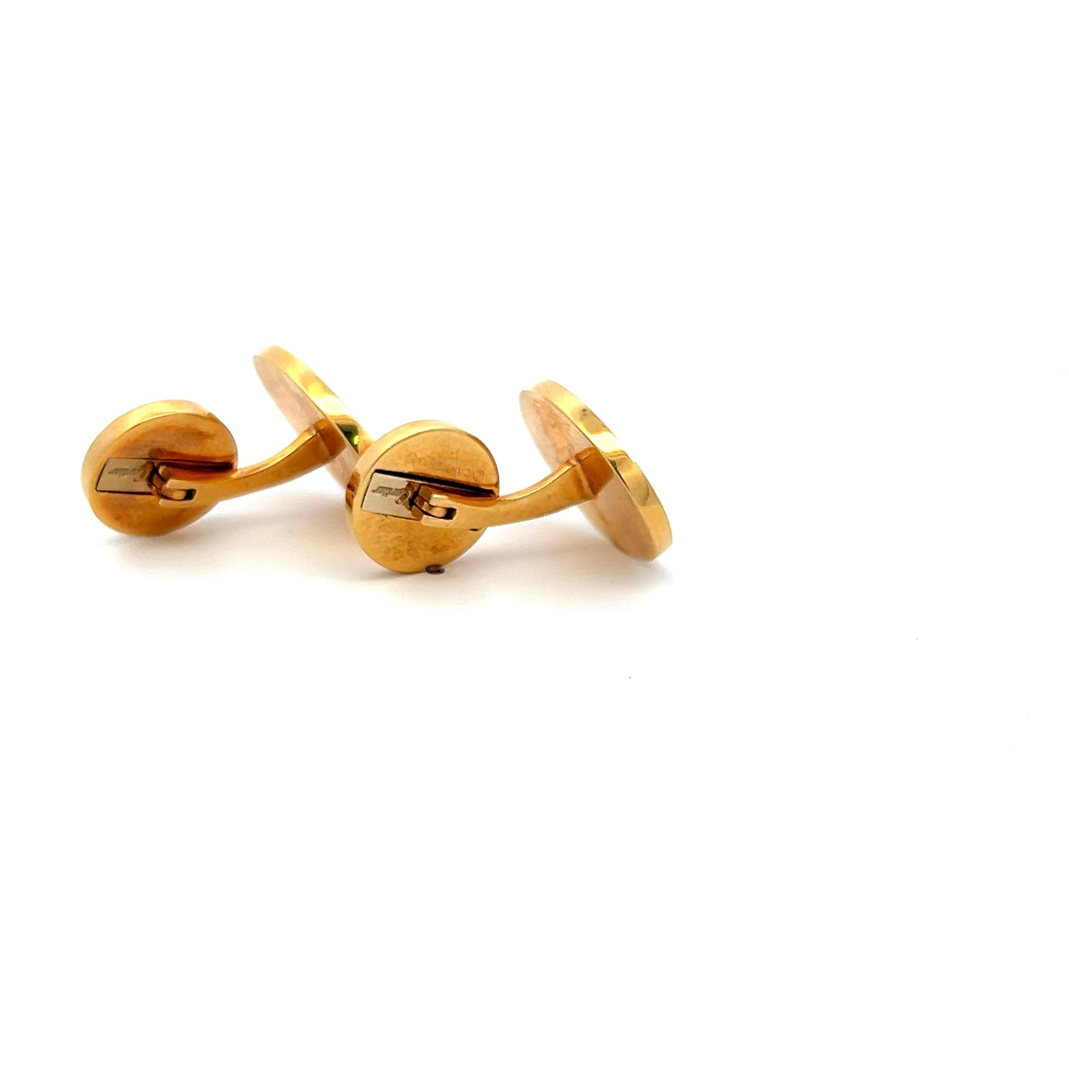 Cartier Vintage 26.70 Grams 18 Karat Yellow Gold Locking Cufflinks