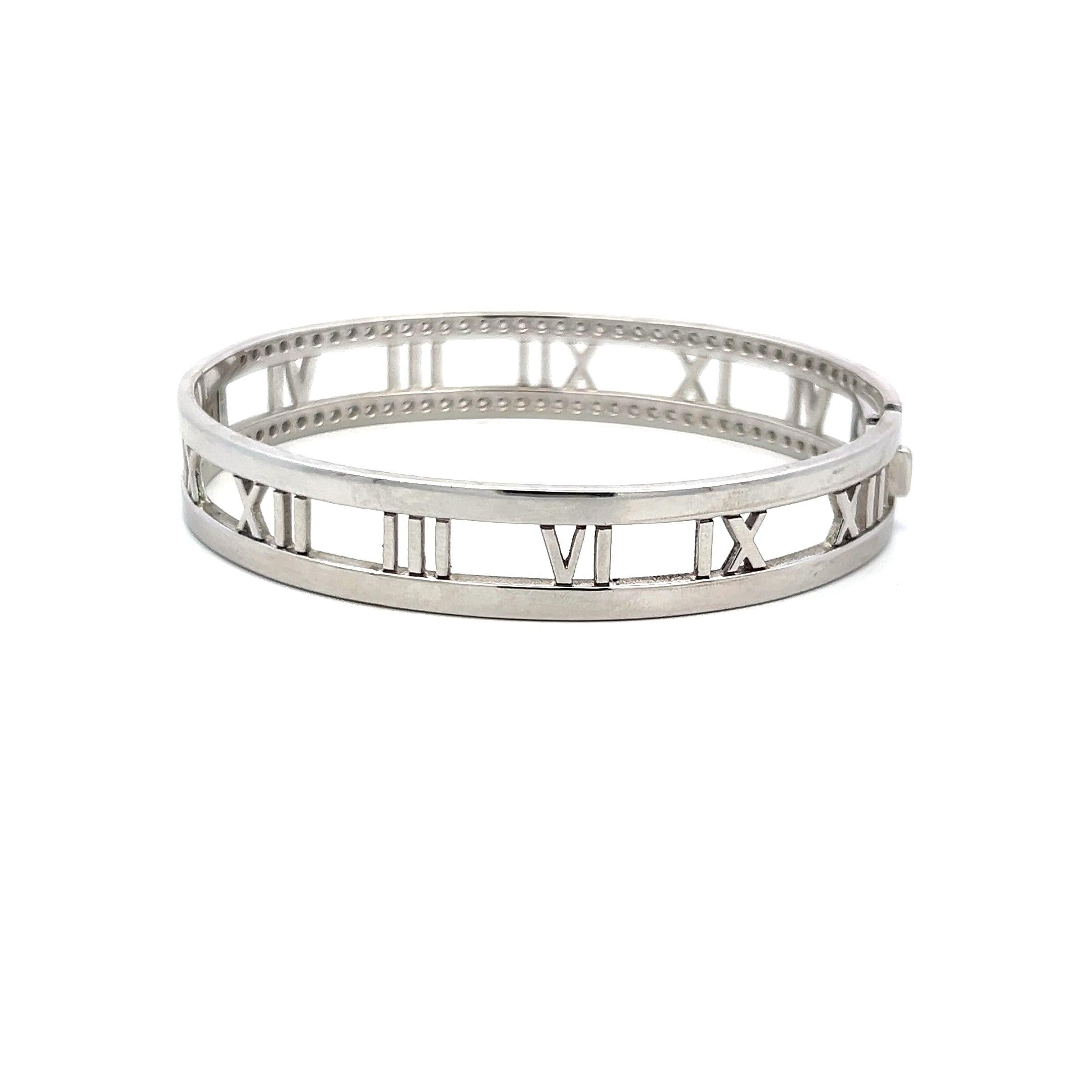 Tiffany & Co 0.74 Carat Round Diamond 18 Karat White Gold Bangle Bracelet