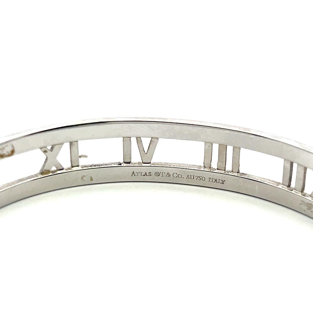 Tiffany & Co 0.74 Carat Round Diamond 18 Karat White Gold Bangle Bracelet