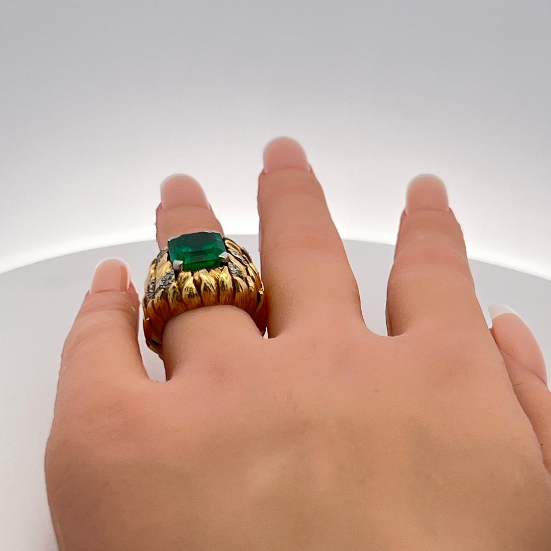 David Webb 6.00 Carat Emerald 0.46 Carat Baguette Diamond 18K YG Cocktail Ring